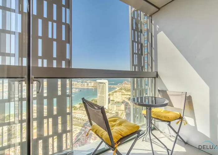 Sea Views From Living To Bedroom Perfect For Staycation, Dubai Marina By Deluxe Holiday Homes